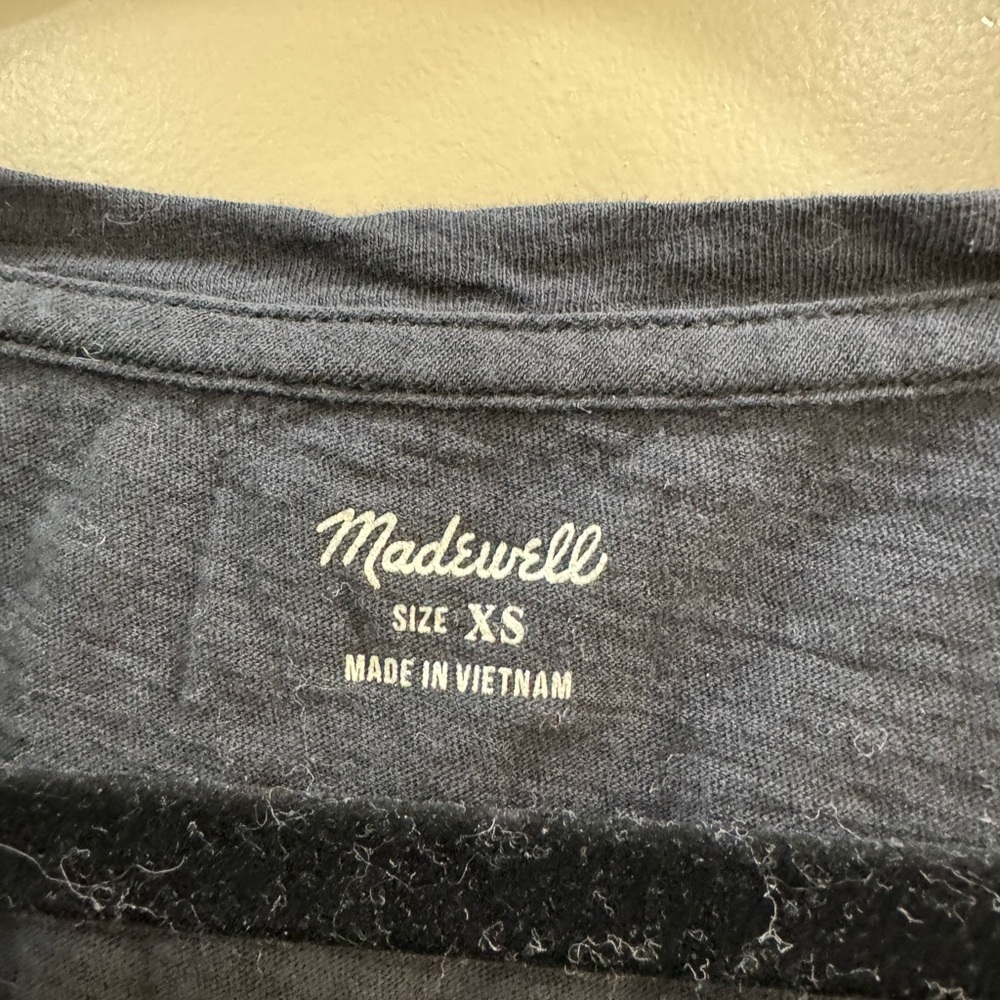 Madewell Whisper Olive V-Neck Pocket Tank - XS - Picture 6 of 6